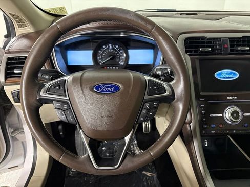 Used 2017 Ford Fusion Platinum AWD/4WD image 23