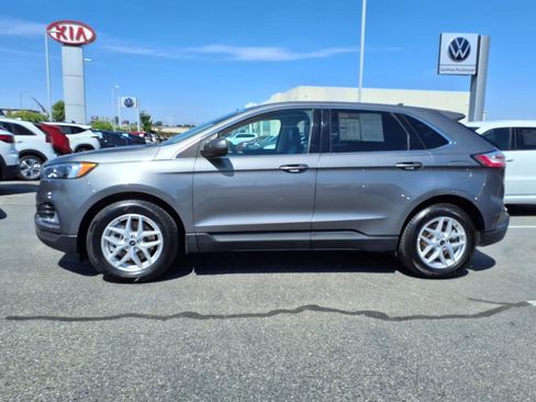 Used 2023 Ford Edge SEL image 5