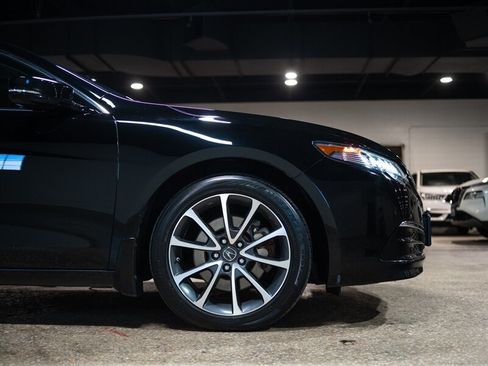 Used 2015 Acura TLX V6 w/ Technology Package FWD image 11