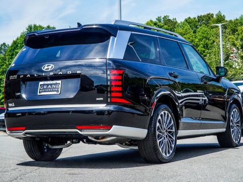 New 2026 Hyundai Palisade Calligraphy AWD/4WD image 12