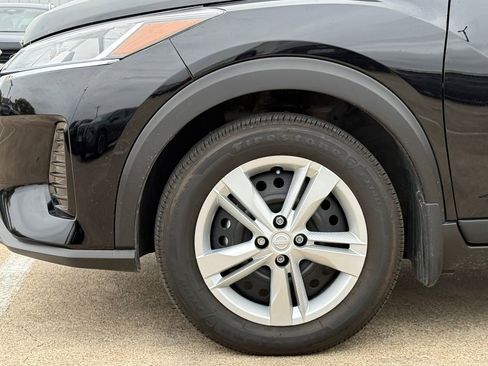 Certified 2025 Nissan Kicks Play S image 6