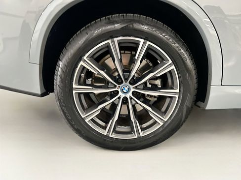 Certified 2024 BMW X5 xDrive50e w/ M Sport Package image 32