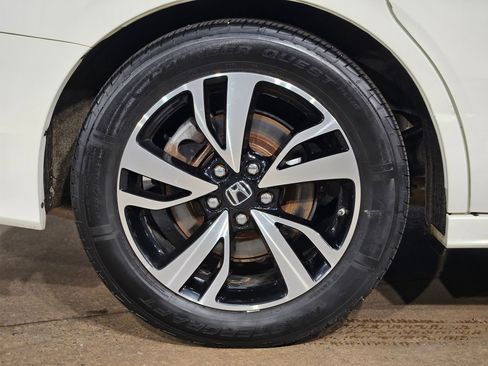 Used 2019 Honda Odyssey Elite image 17