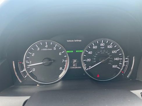Used 2017 Acura RLX w/ Technology Package FWD image 11