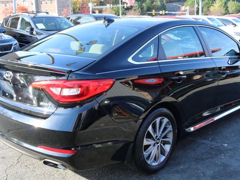 Used 2017 Hyundai Sonata Sport image 9