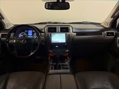 Used 2015 Lexus GX 460 Luxury w/ Preferred Accessory Package image 30