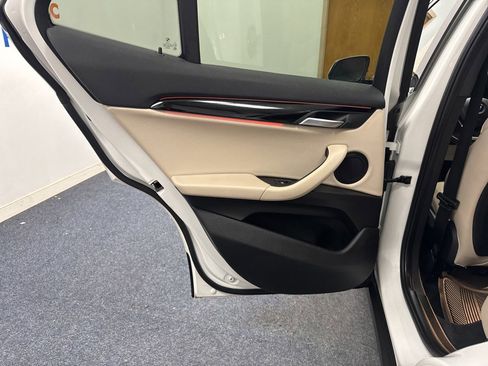 Used 2018 BMW X2 xDrive28i image 12