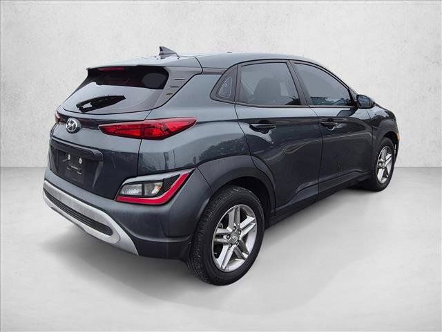 Certified 2022 Hyundai Kona SE FWD image 5