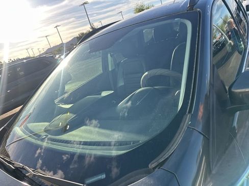 Used 2019 Ford Escape SEL image 7