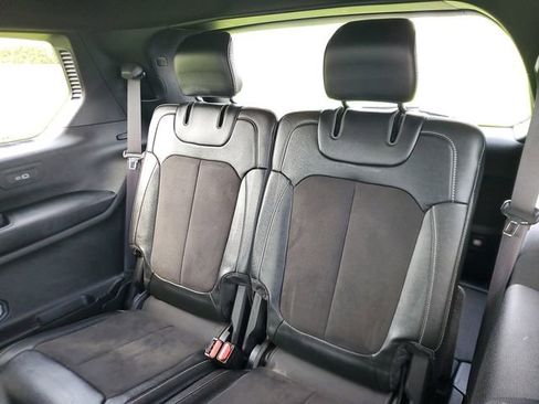 Used 2023 Jeep Grand Cherokee L Laredo AWD/4WD image 9