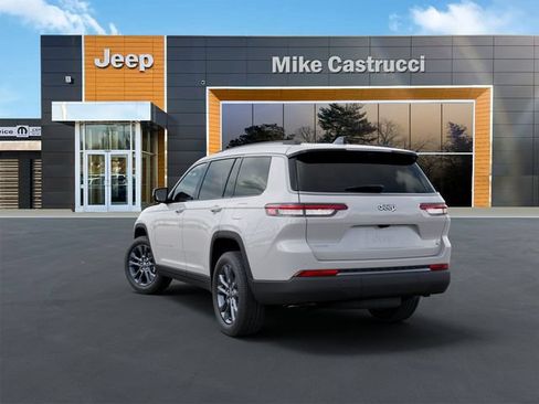 New 2026 Jeep Grand Cherokee L Limited AWD/4WD image 4