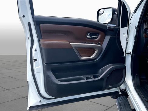 Used 2021 Nissan Titan Platinum Reserve w/ Off Road Protection Package AWD/4WD image 21