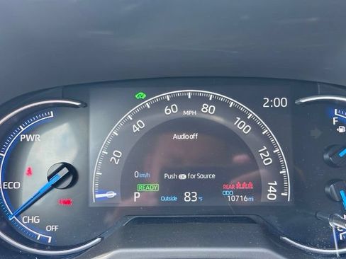 Used 2025 Toyota RAV4 LE AWD/4WD image 13
