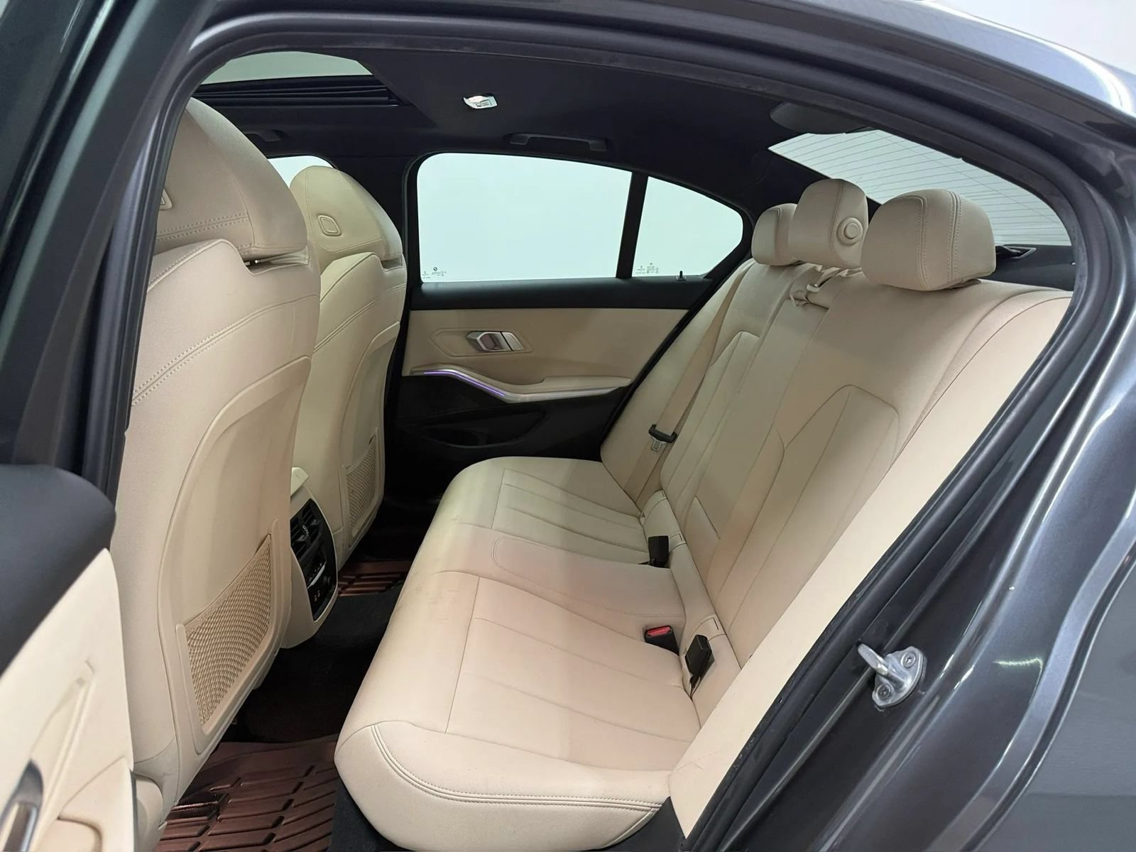 Used 2020 BMW 330i Sedan w/ Convenience Package RWD image 31