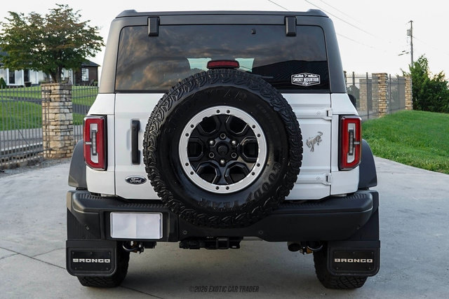Used 2023 Ford Bronco Badlands w/ Sasquatch Package AWD/4WD image 7