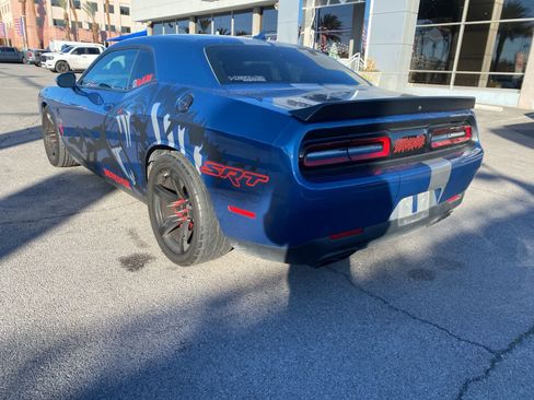 Used 2020 Dodge Challenger SRT Hellcat Redeye image 9