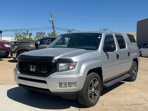 Used 2013 Honda Ridgeline Sport image 3