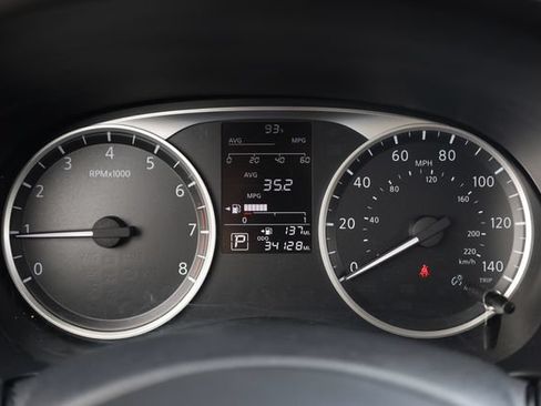 Used 2024 Nissan Kicks S FWD image 19