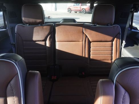 Used 2024 GMC Yukon Denali Ultimate image 31