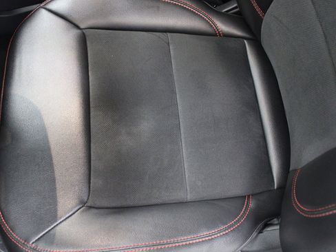 Used 2022 Ford Explorer ST-Line image 11