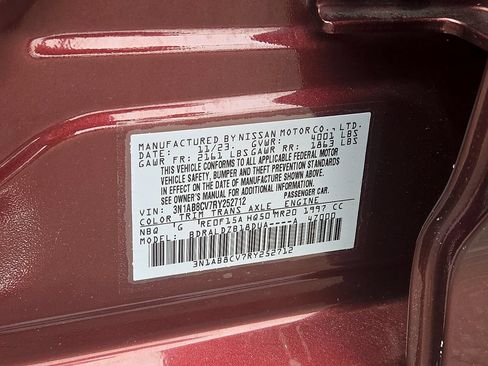 Used 2024 Nissan Sentra SV FWD image 27