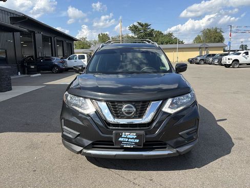 Used 2020 Nissan Rogue SV AWD/4WD image 2
