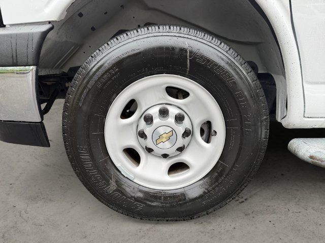 Used 2024 Chevrolet Express 2500 w/ Driver Convenience Package RWD image 14
