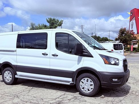 Used 2025 Ford Transit 250 Low Roof w/ Exterior Upgrade Package RWD image 2