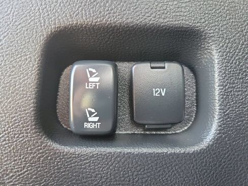 Used 2024 Ford Edge SEL w/ Convenience Package AWD/4WD image 9