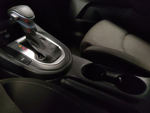 Used 2022 Kia Forte LXS w/ LXS Technology Package image 26