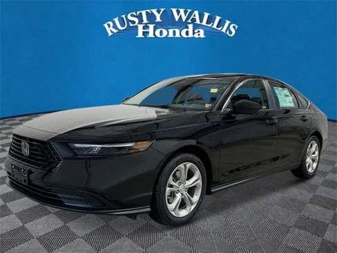 New 2025 Honda Accord LX image 7