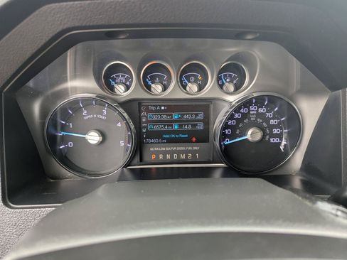 Used 2014 Ford F250 Platinum w/ FX4 Off-Road Package AWD/4WD image 39