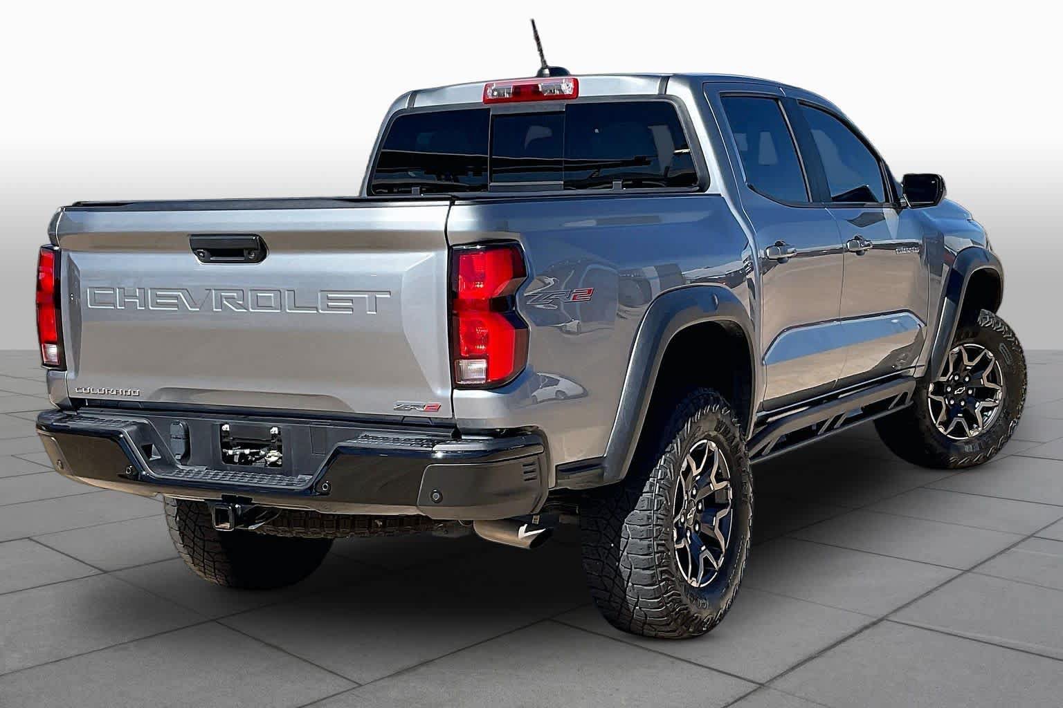 Used 2023 Chevrolet Colorado ZR2 w/ ZR2 Convenience Package III AWD/4WD image 14