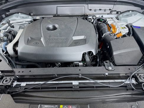 New 2026 Volvo XC60 T8 Ultra w/ Protection Package Premier image 31