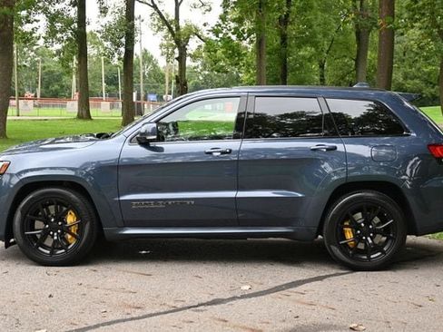 Used 2021 Jeep Grand Cherokee Trackhawk AWD/4WD image 8