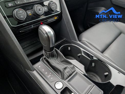 Used 2023 Volkswagen Atlas Cross Sport SE image 27