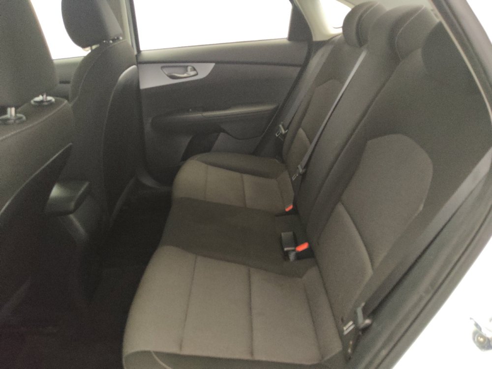 Used 2022 Kia Forte LXS FWD image 18