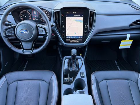 Used 2025 Subaru Crosstrek 2.5i Limited w/ Crosstrek Mirror Package image 13
