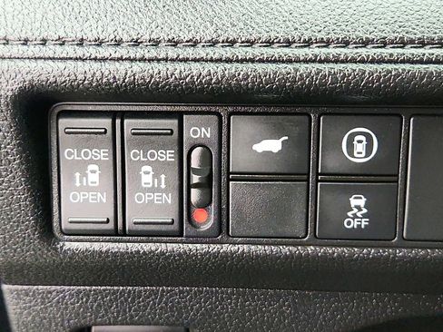 Used 2021 Honda Odyssey EX-L image 21