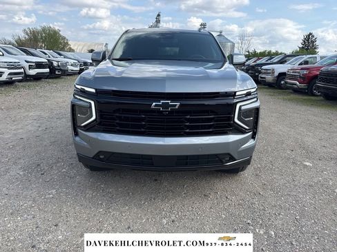 Used 2025 Chevrolet Suburban RST w/ Comfort Package image 8