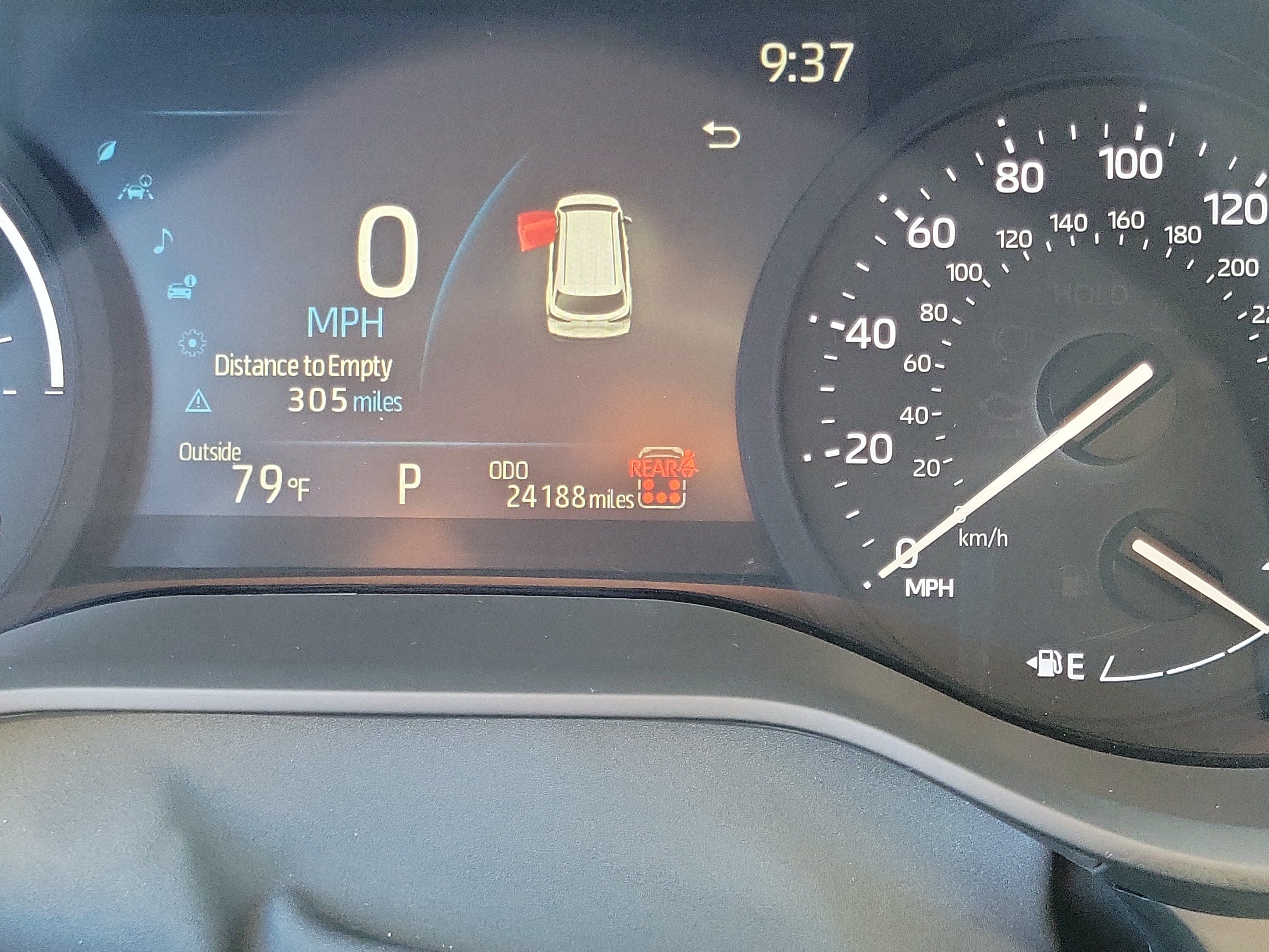 Used 2025 Toyota Sienna XLE w/ XLE Plus Package FWD image 26