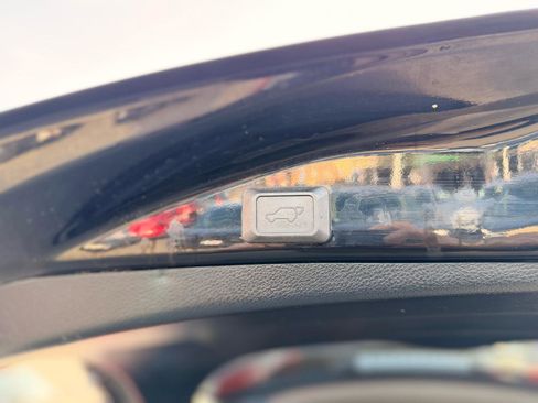 Used 2015 Toyota RAV4 XLE image 14