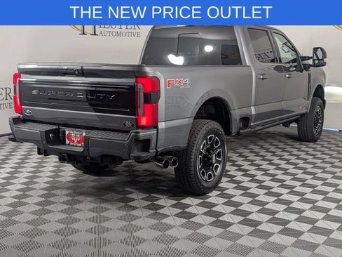 Used 2025 Ford F250 Platinum AWD/4WD image 8