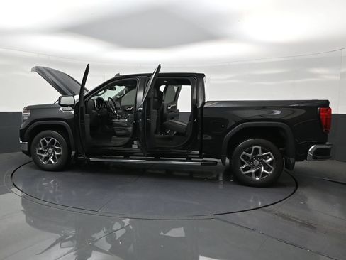 Used 2024 GMC Sierra 1500 SLT w/ SLT Premium Plus Package RWD image 29