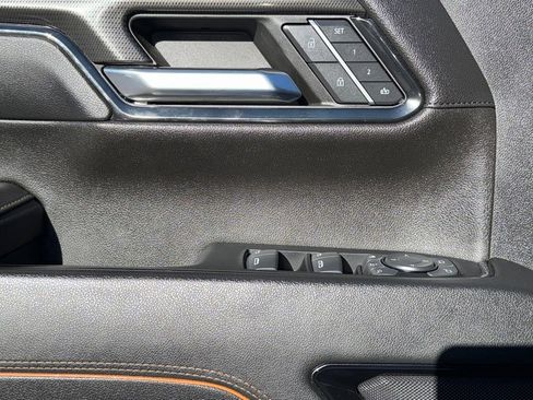 Used 2024 GMC Sierra 2500 AT4 w/ AT4 Preferred Package image 17