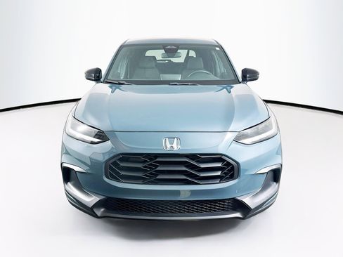 Used 2023 Honda HR-V Sport image 2