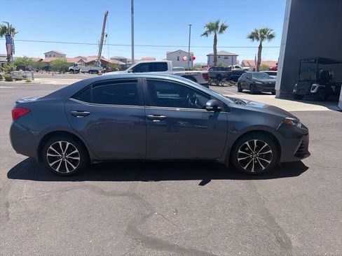 Used 2019 Toyota Corolla SE FWD image 6