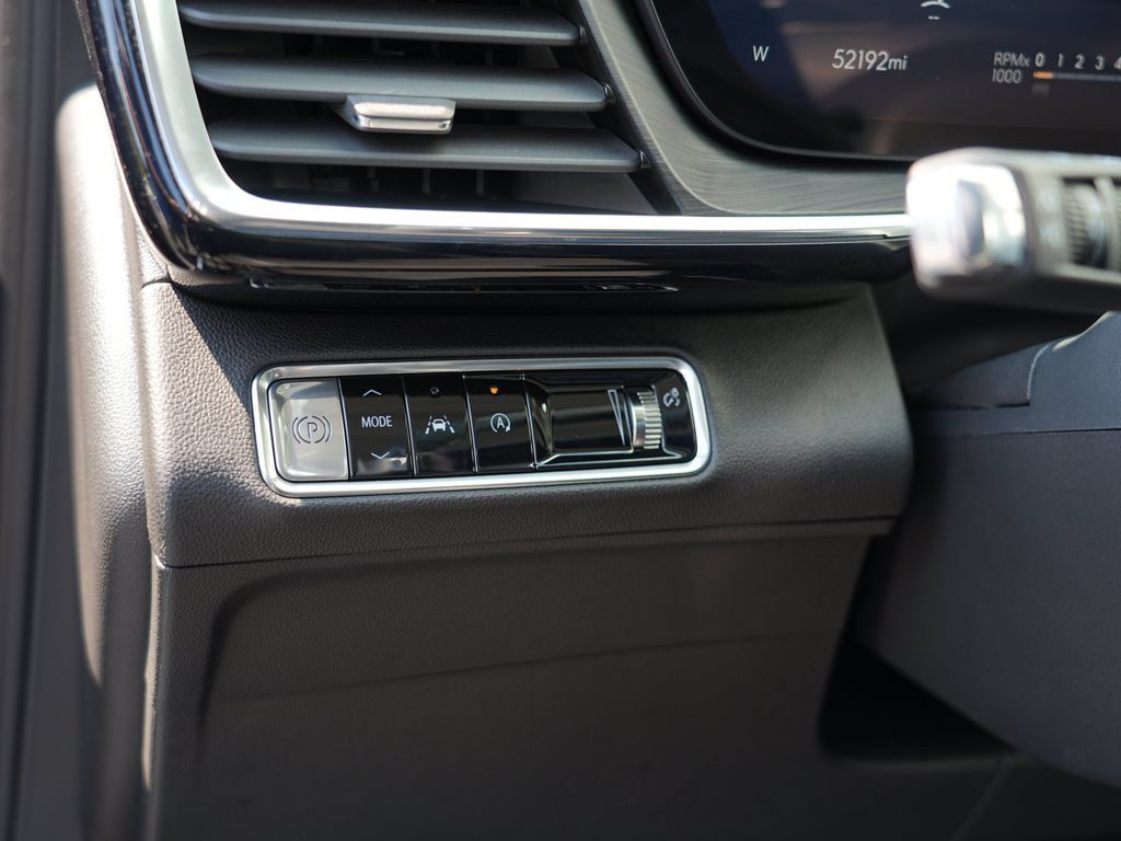 Certified 2024 Buick Envision Preferred AWD/4WD image 17