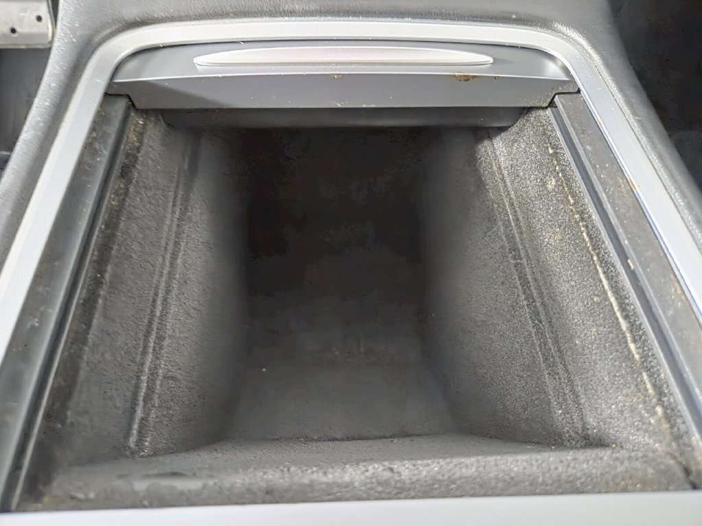 Used 2023 Tesla Model Y AWD image 19