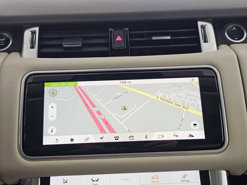 Used 2020 Land Rover Range Rover Sport HSE image 24